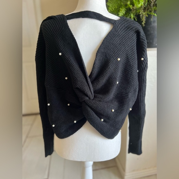 Sweaters - BLACK PEARL SWEATER